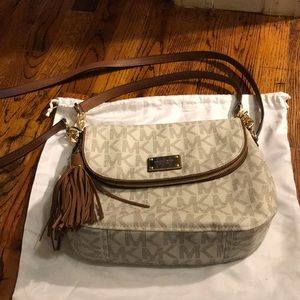 Michael Kors Crossbody/shoulder bag